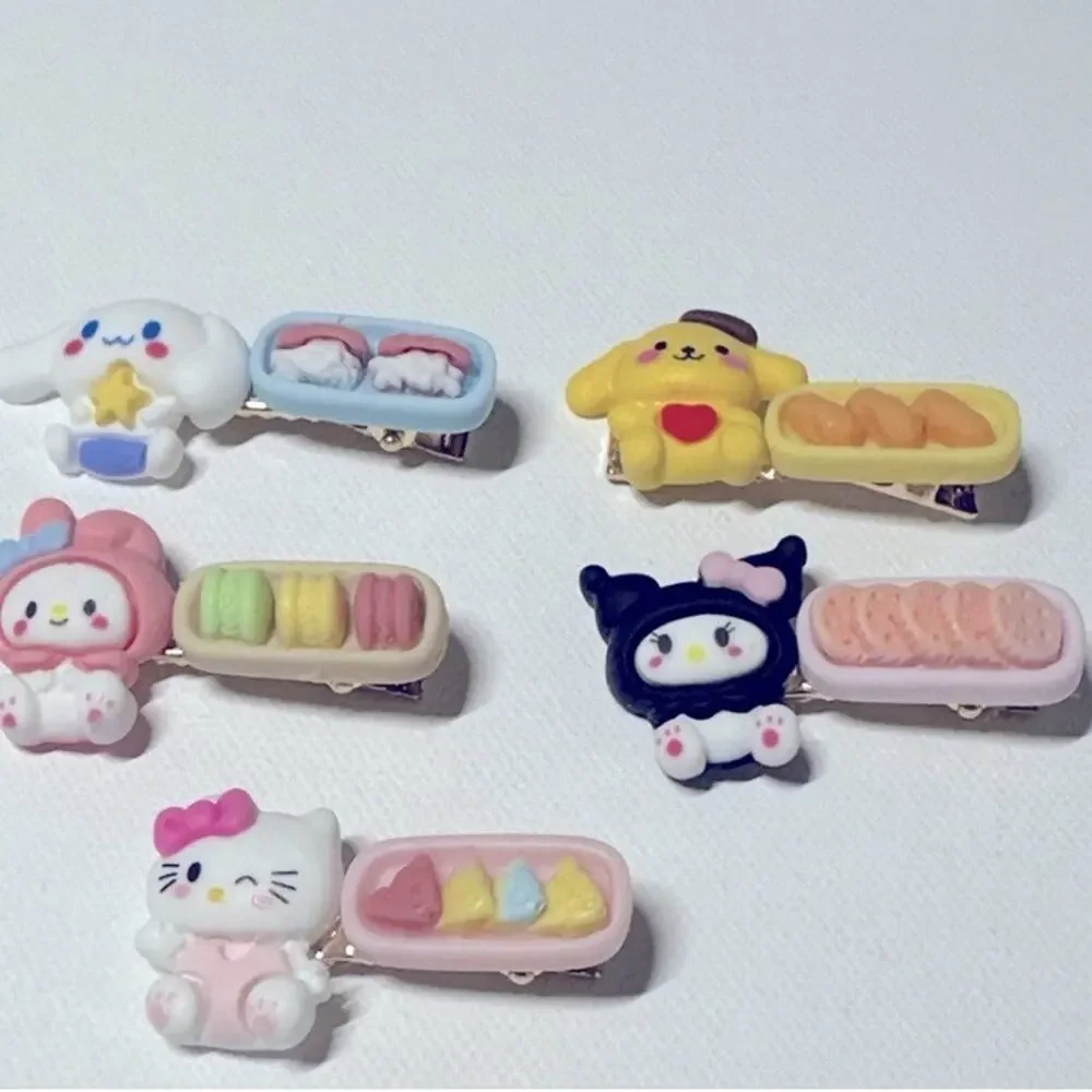 Sanrio NEW Hair Clips Hello Kitty 5-Piece Hair Accessory HELLO KITTY & Friends